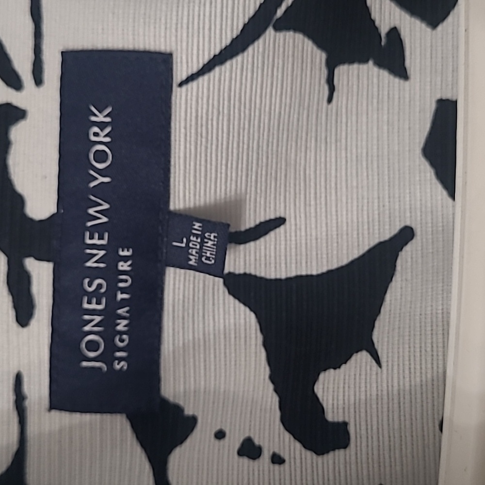 Woman's  Jones of New York jacket size Large - Picture 2 of 6